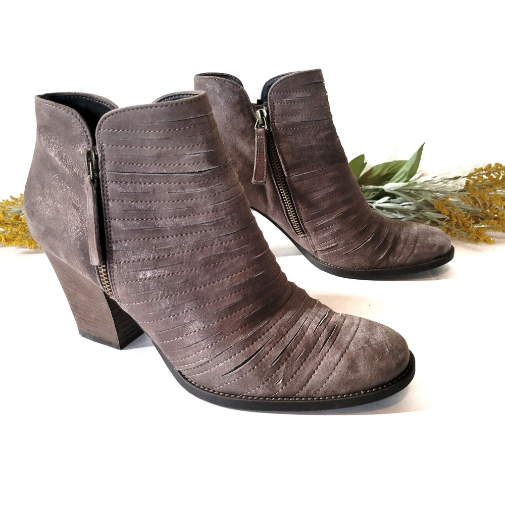 Paul Green Malibu Sliced Zip Bootie Size 7.5